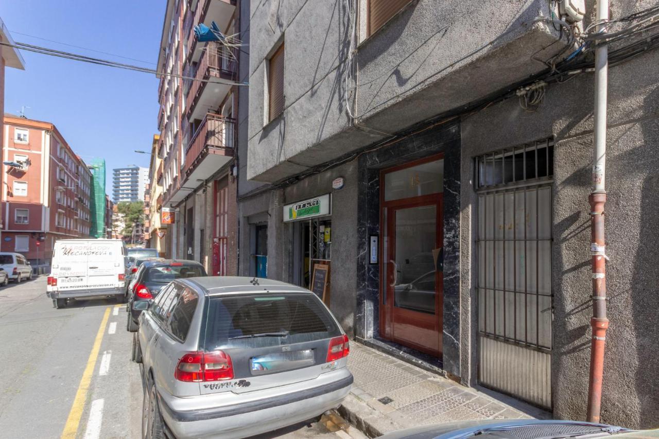 2 Paradas Al Cascoviejo, 1 Min Al Metro - Basarrate Bilbao Exterior foto